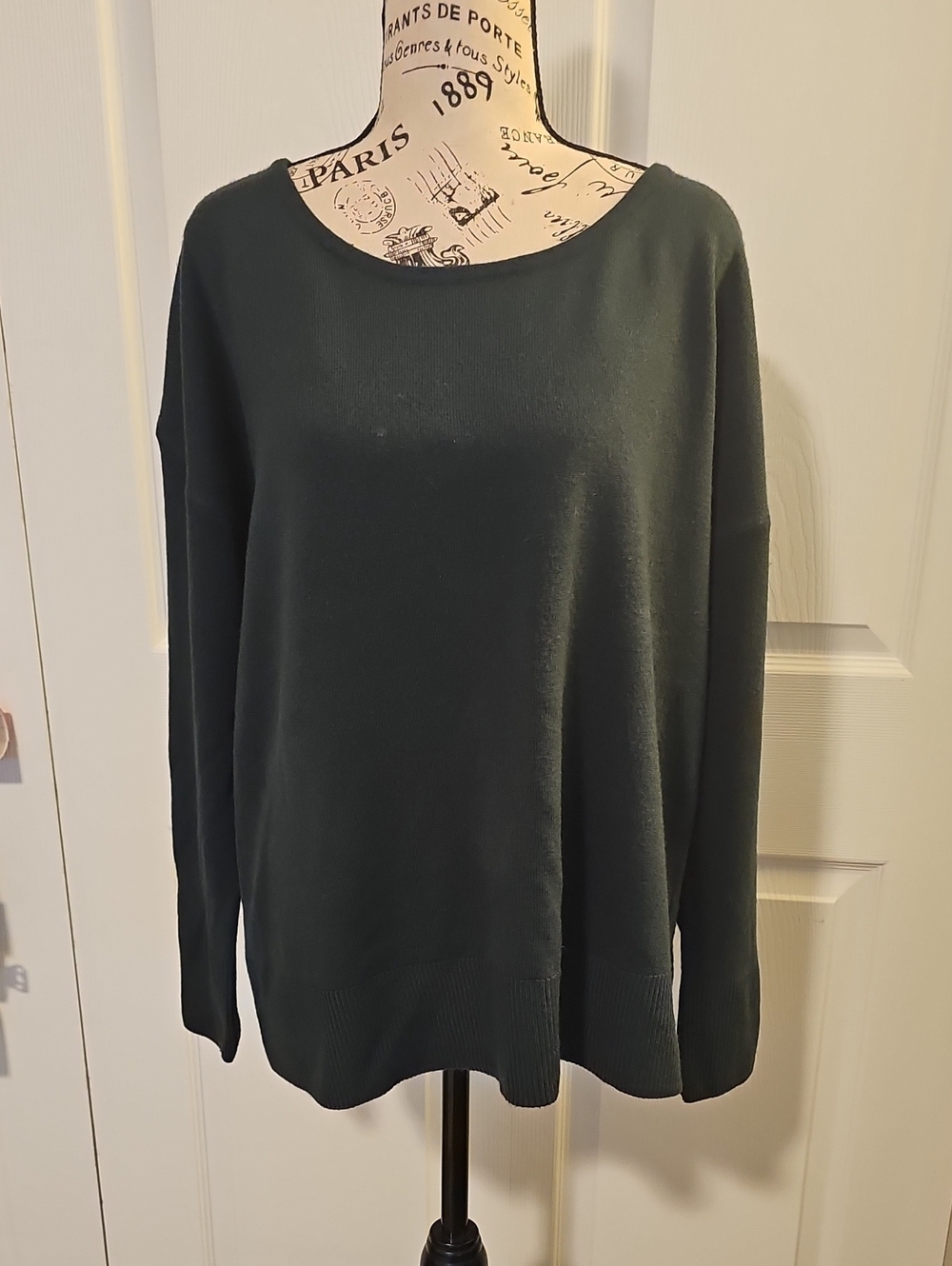 Women's Dark Green Lightweight Crewneck Sweater